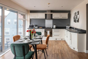 Number 3 Pier Road Apartment